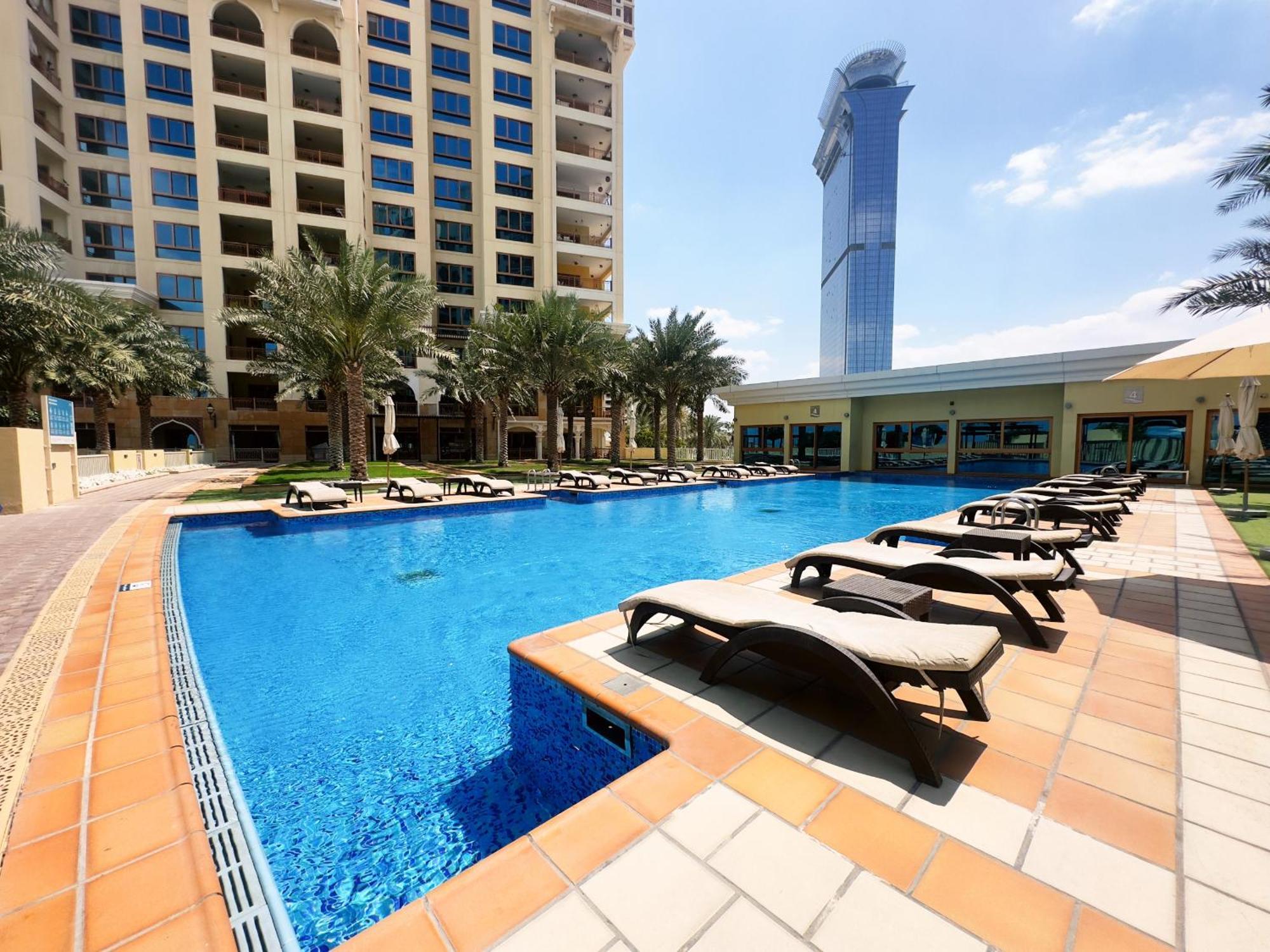 Marina 4, Palm Jumeirah - Mint Apartment